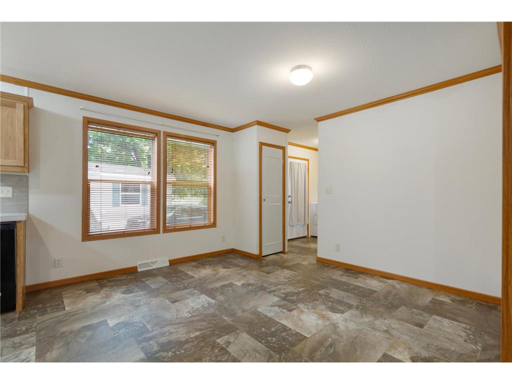 12270 Geneva Way Apple Valley MN 55124 7079260 image12