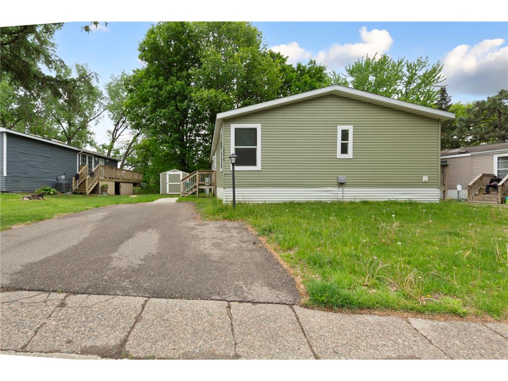 12270 Geneva Way Apple Valley MN 55124 7079260 image2