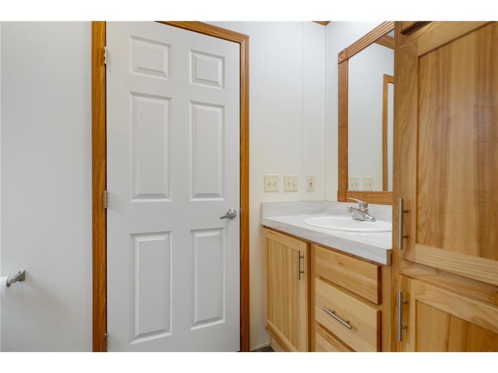 12270 Geneva Way Apple Valley MN 55124 7079260 image20