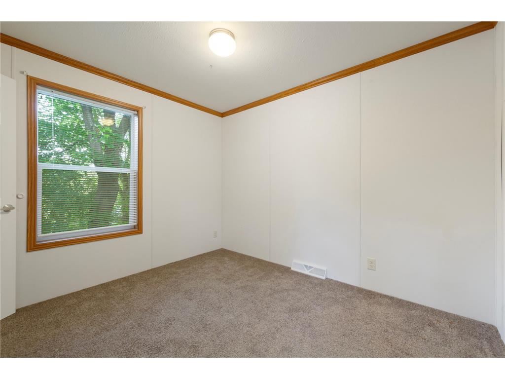 12270 Geneva Way Apple Valley MN 55124 7079260 image21