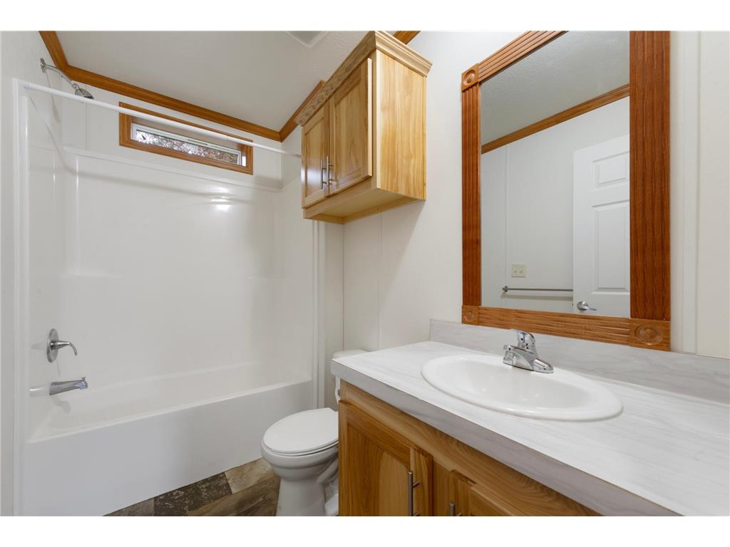 12270 Geneva Way Apple Valley MN 55124 7079260 image24