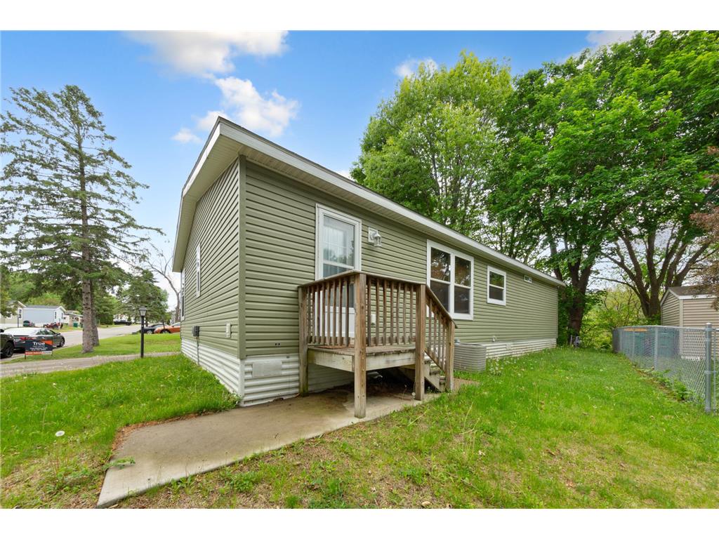12270 Geneva Way Apple Valley MN 55124 7079260 image3