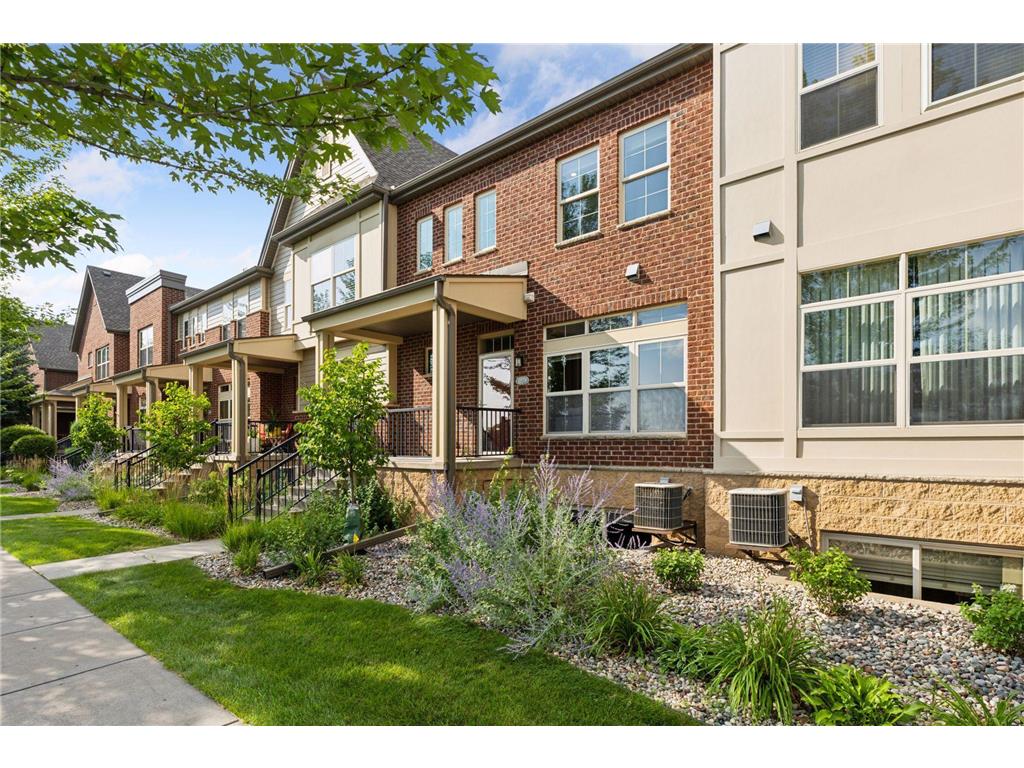 12274 Lakeview Drive N Maple Grove MN 55369 6756751 image1