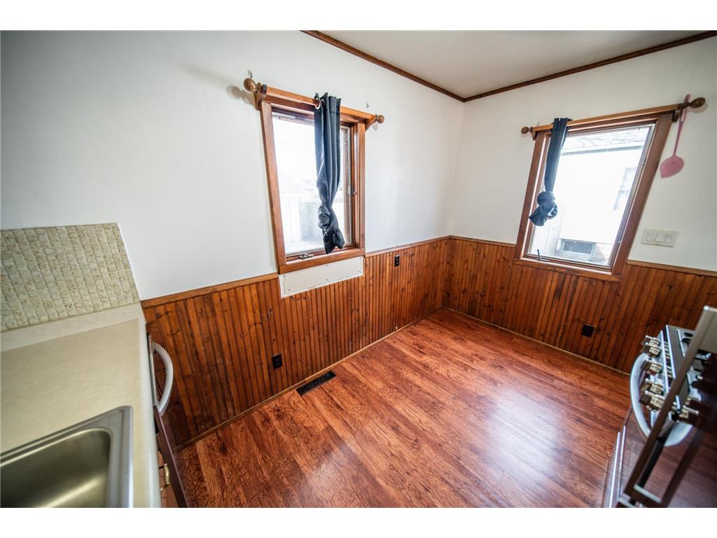 1228 4th St NE Rochester MN 55906 6801624 image14