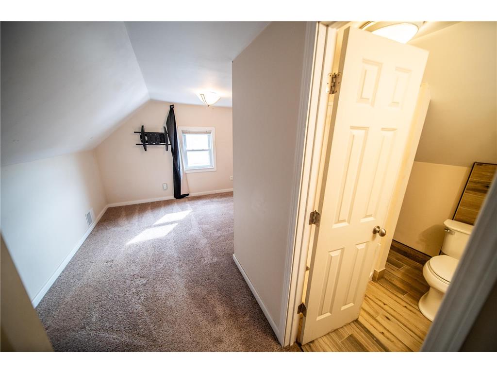 1228 4th St NE Rochester MN 55906 6801624 image27