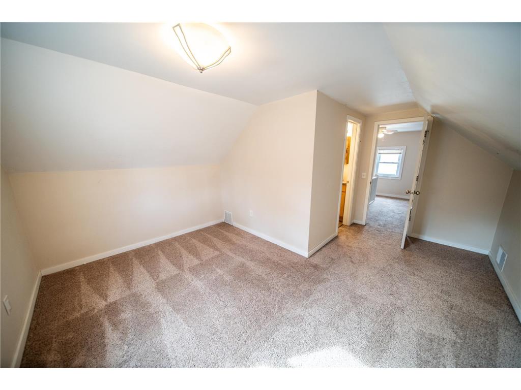 1228 4th St NE Rochester MN 55906 6801624 image30