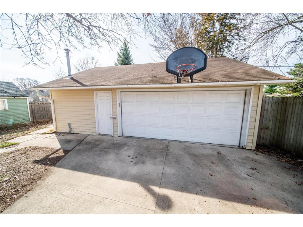 1228 4th St NE Rochester MN 55906 6801624 image40