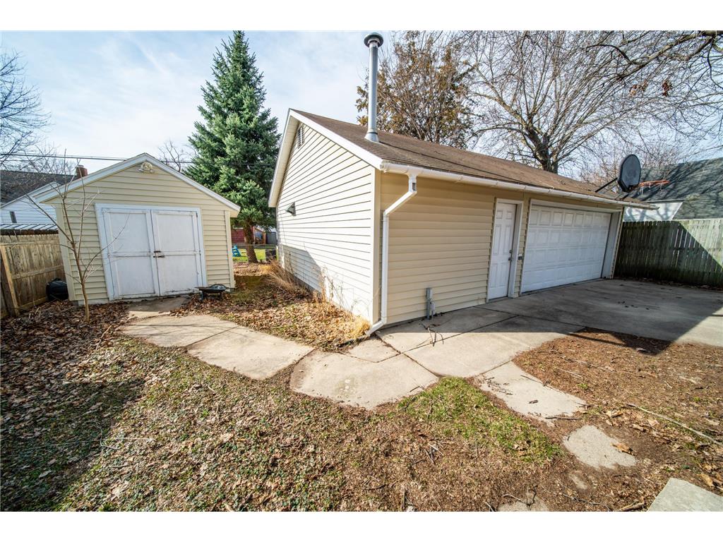 1228 4th St NE Rochester MN 55906 6801624 image41