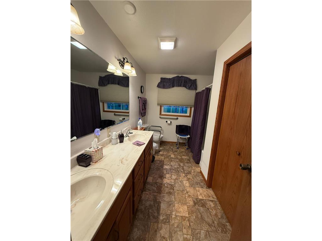 1228 Edgewood Drive Thief River Falls MN 56701 7077548 image9