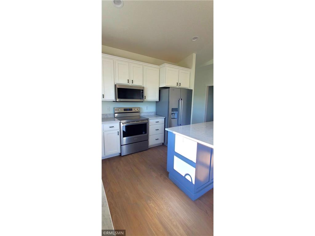 1229-1231 Wisteria Lane New Richmond WI 54017 6785104 image34