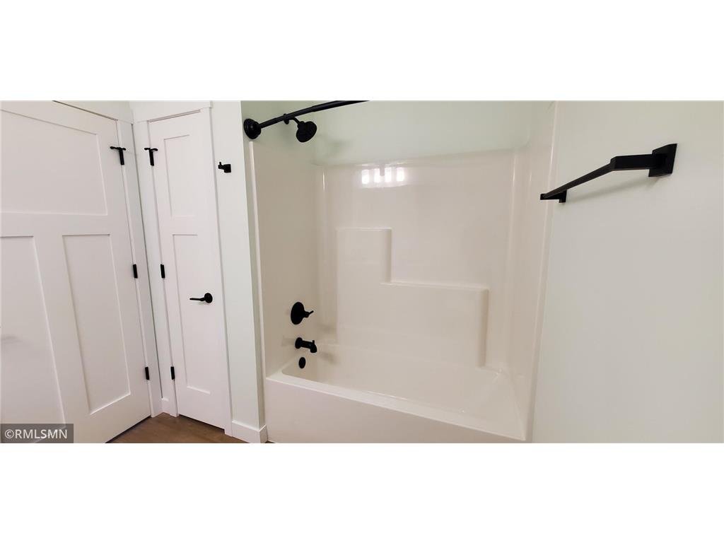 1229-1231 Wisteria Lane New Richmond WI 54017 6785104 image43