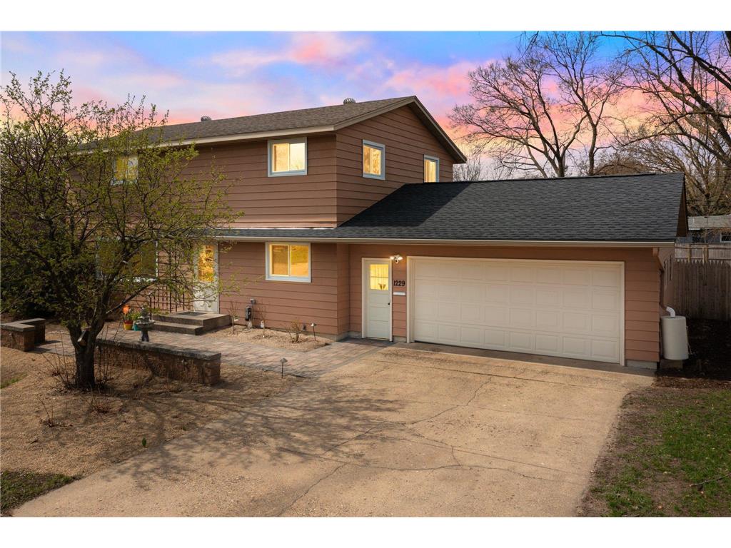 1229 12th Avenue N Saint Cloud MN 56303 6518165 image1