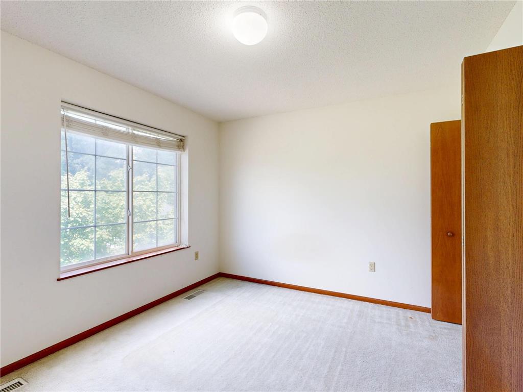 1229 Clarence Street Saint Paul MN 55106 7014661 image11