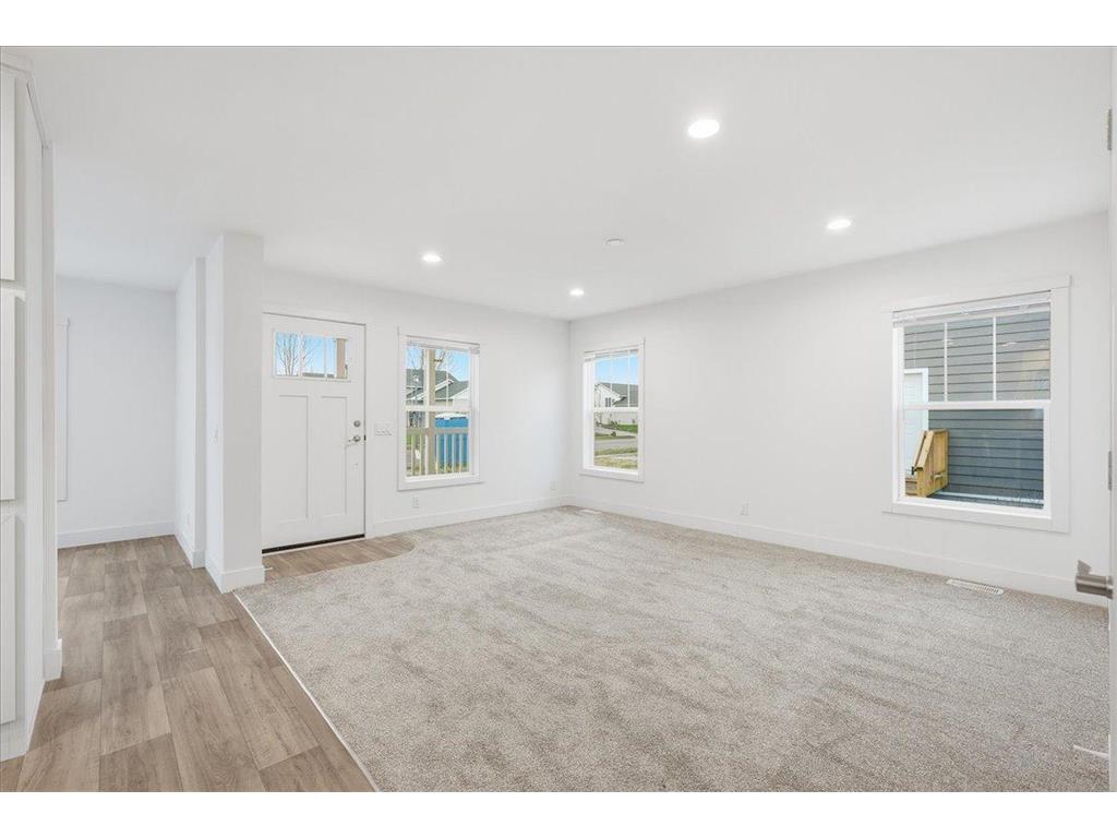 1229 Rich River Way New Richmond WI 54017 6822551 image5