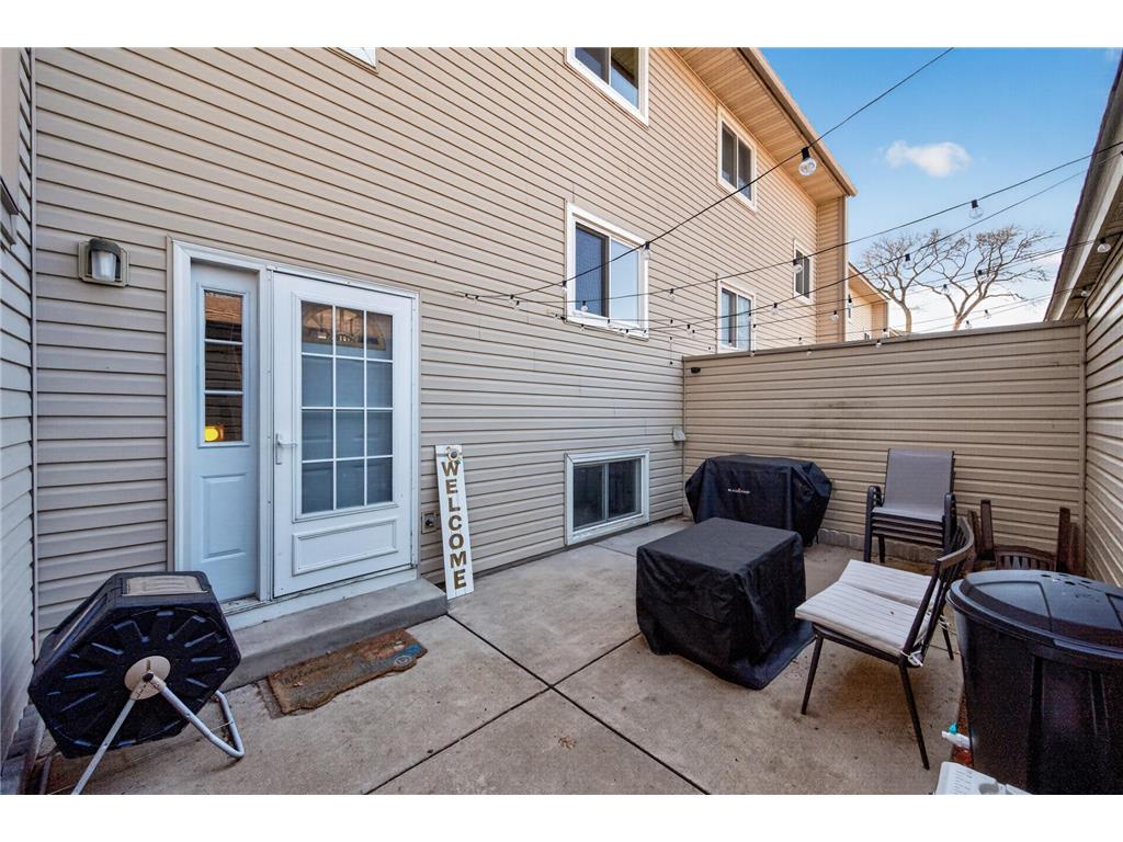 12293 Drake Street NW Coon Rapids MN 55448 7057220 image2