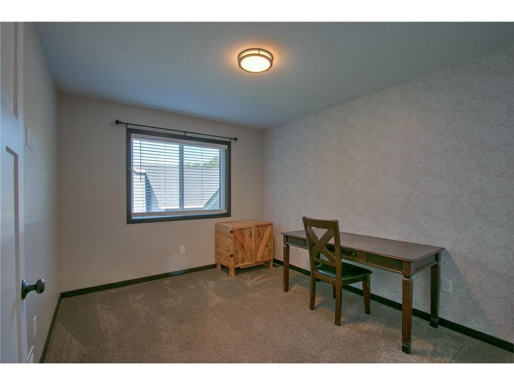 123 20th Avenue SW Cambridge MN 55008 7037220 image12