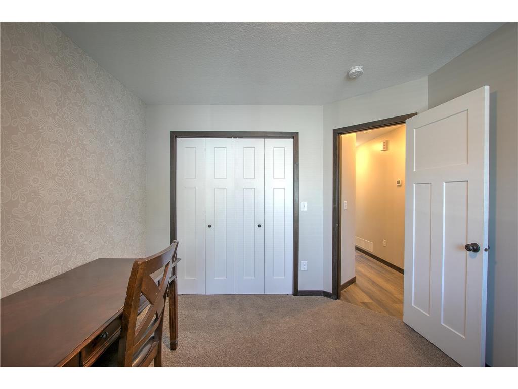 123 20th Avenue SW Cambridge MN 55008 7037220 image13