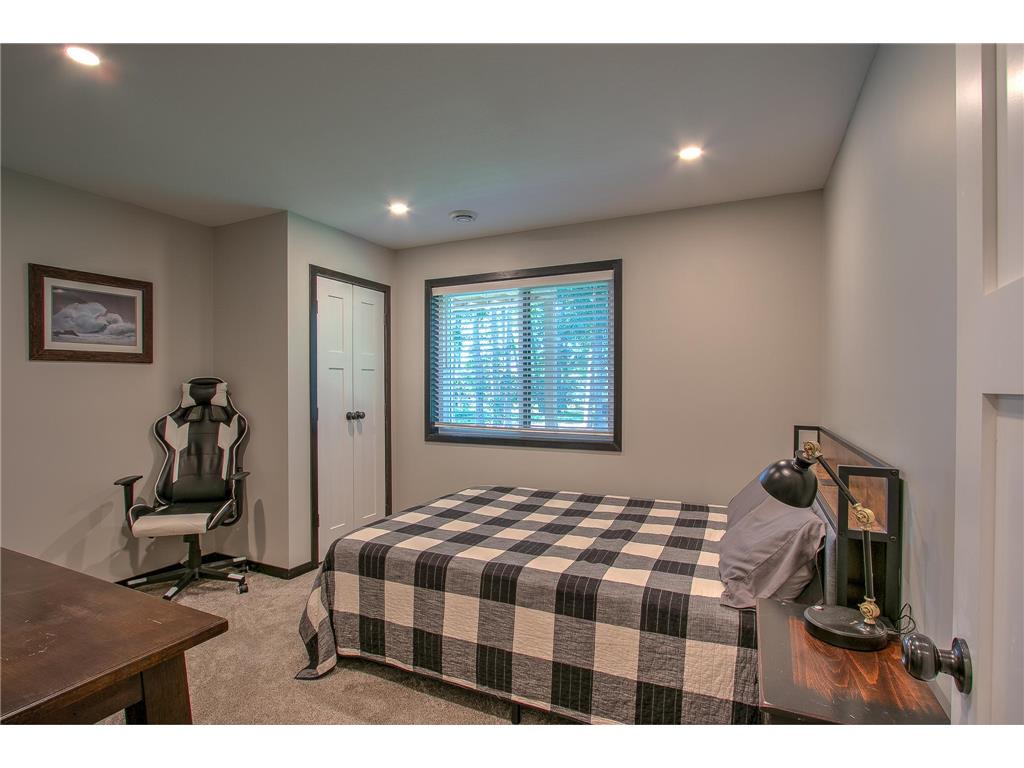 123 20th Avenue SW Cambridge MN 55008 7037220 image17