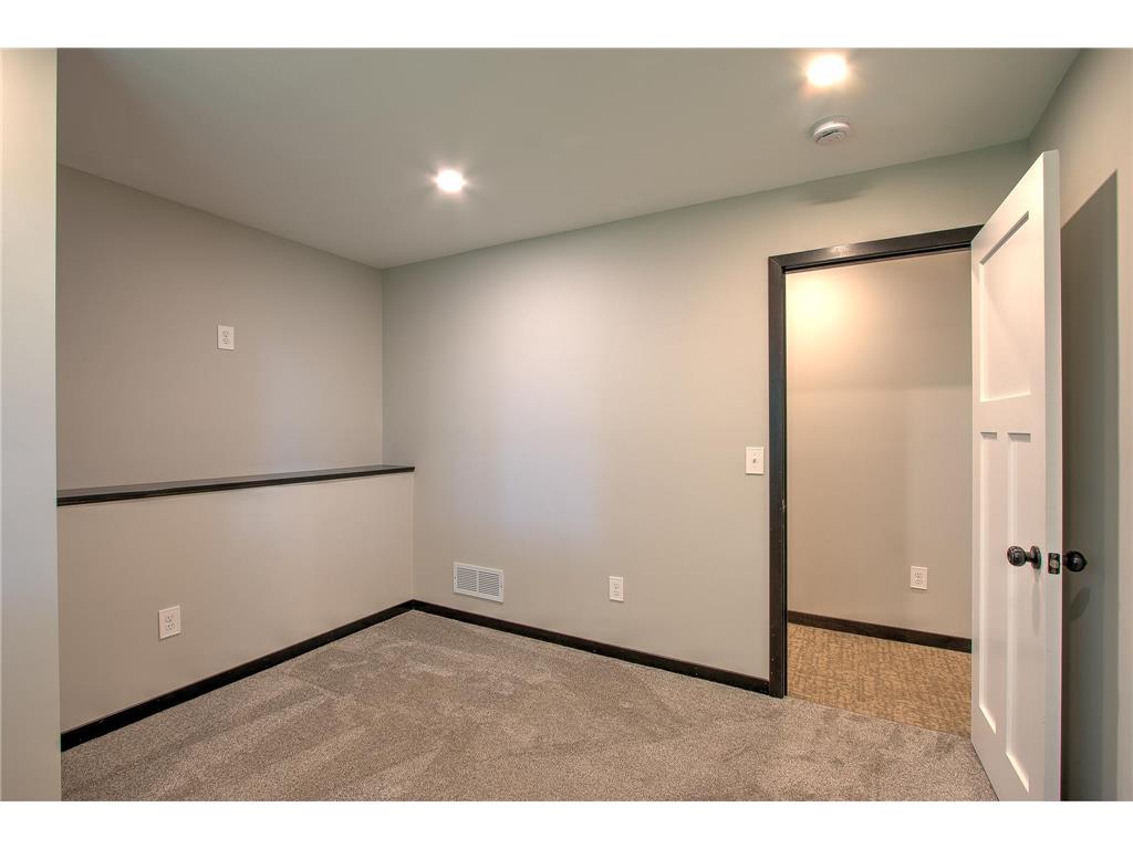 123 20th Avenue SW Cambridge MN 55008 7037220 image20