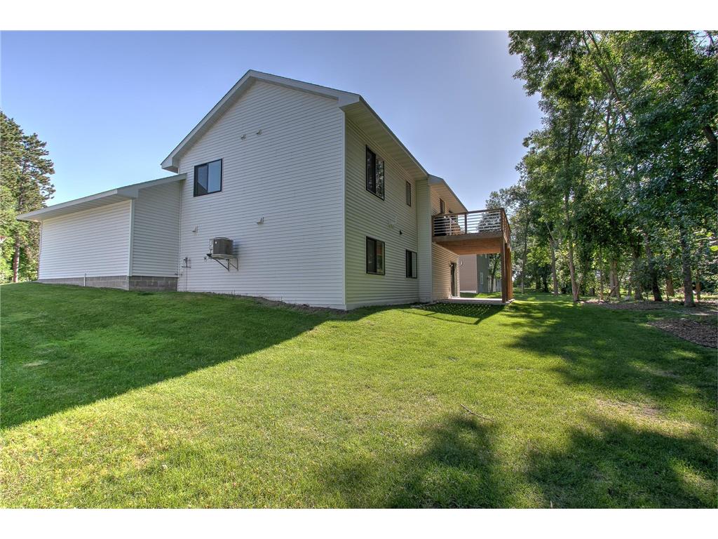 123 20th Avenue SW Cambridge MN 55008 7037220 image29