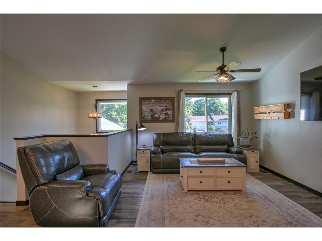 123 20th Avenue SW Cambridge MN 55008 7037220 image6