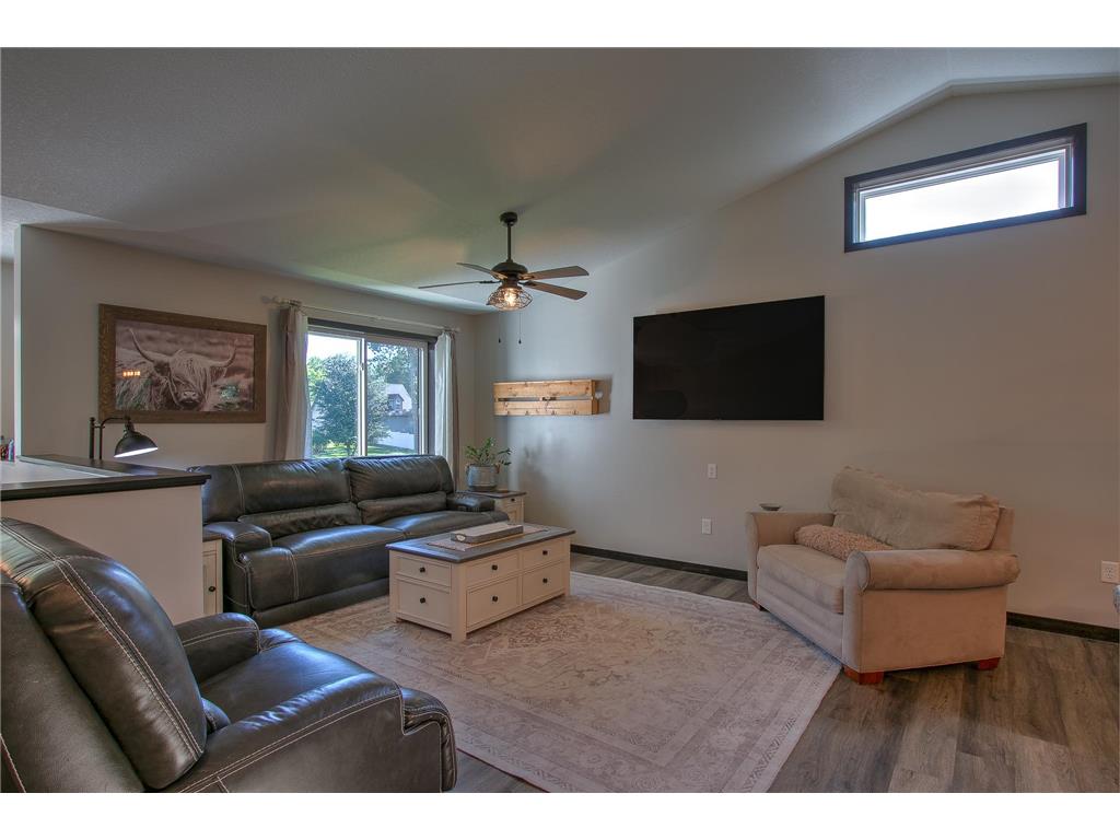 123 20th Avenue SW Cambridge MN 55008 7037220 image7