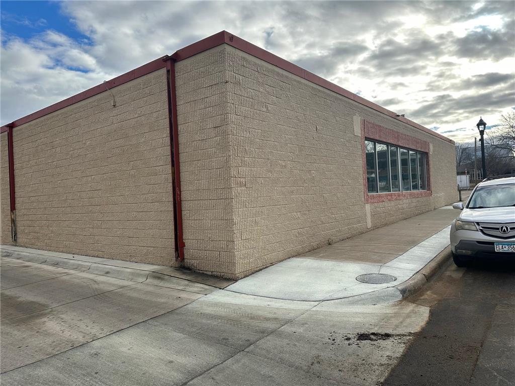 123 2nd Avenue W Shakopee MN 55379 6681034 image4