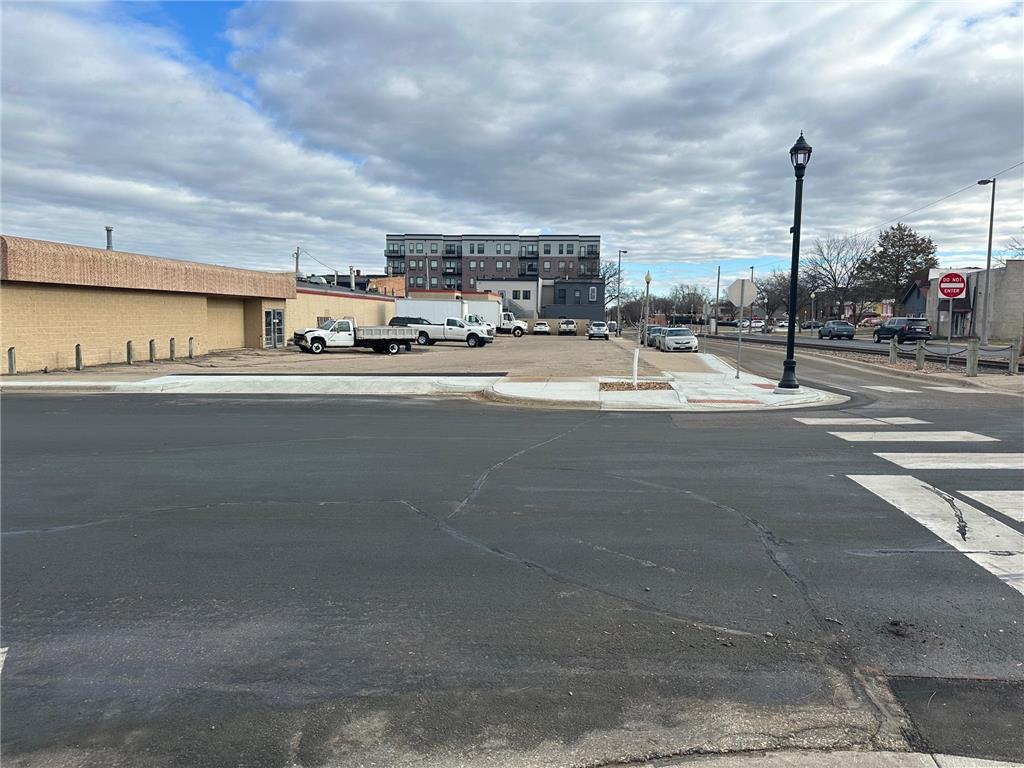 123 2nd Avenue W Shakopee MN 55379 7028030 image10