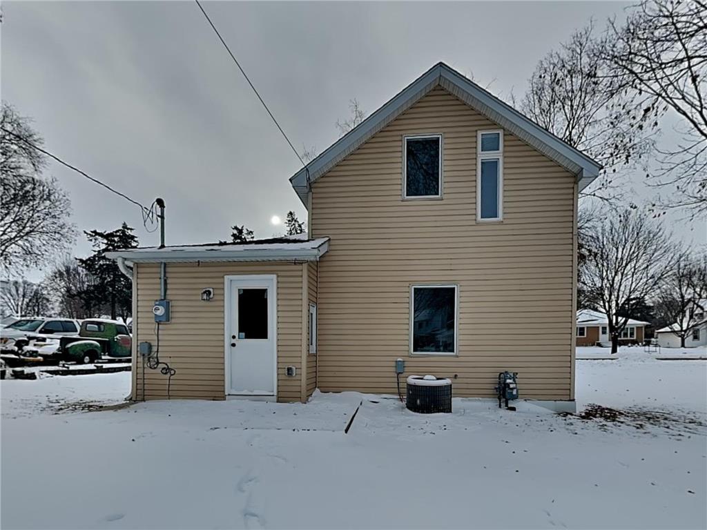 123 4th Avenue E Shakopee MN 55379 6823289 image14