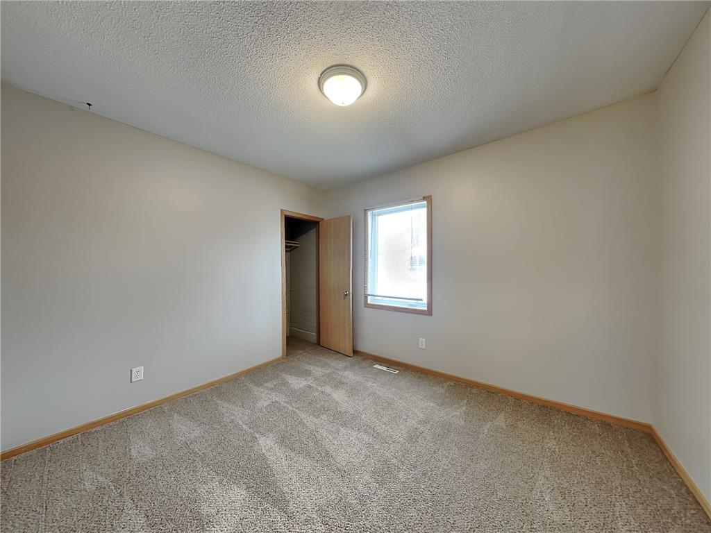 123 4th Avenue E Shakopee MN 55379 6823289 image8