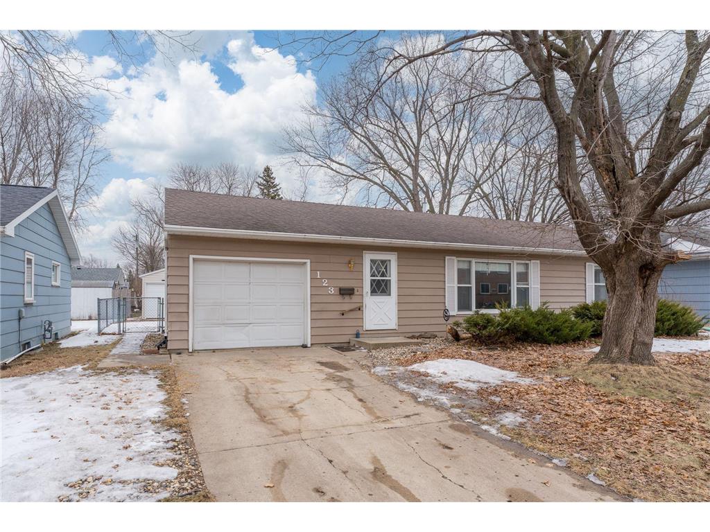 123 Knollcrest Drive Mankato MN 56001 7020955 image1