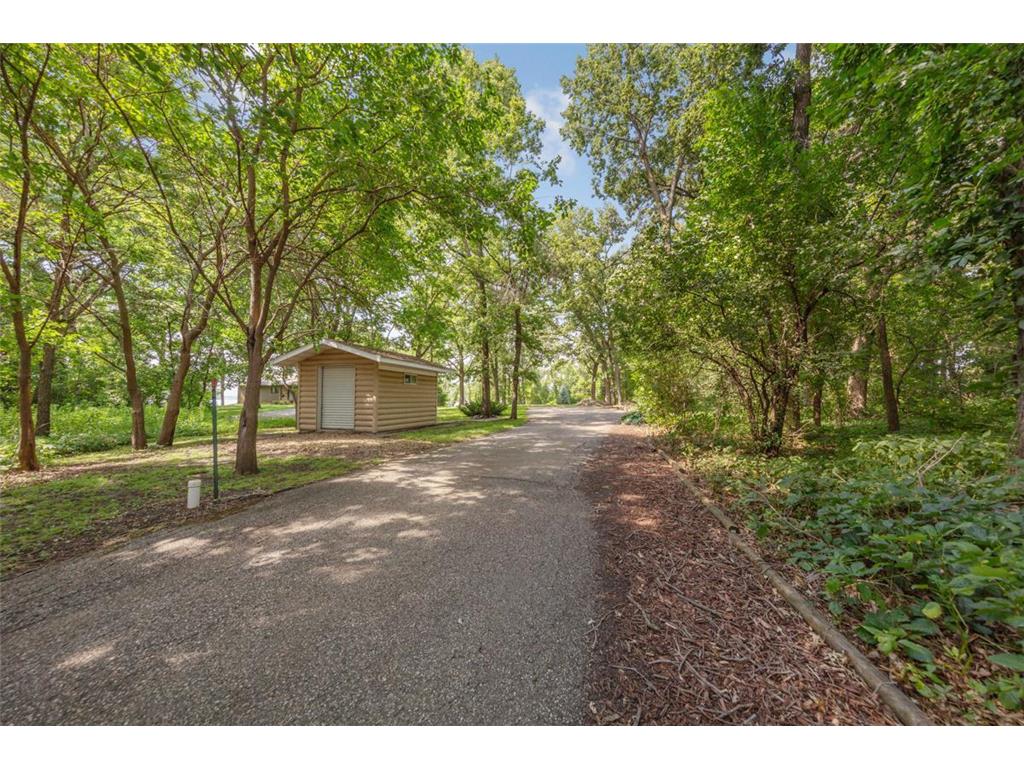 123 Lake Avenue E Gaylord MN 55334 - Titlow 6764866 image1