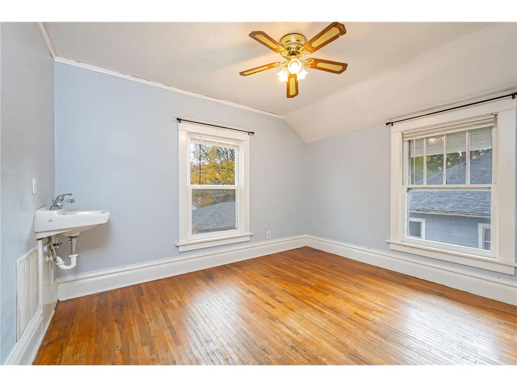 123 Linden Avenue Fairmont MN 56031 6810343 image21