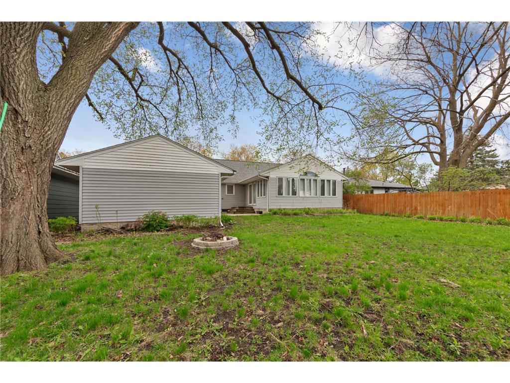123 Long Street Mankato MN 56001 7065731 image44