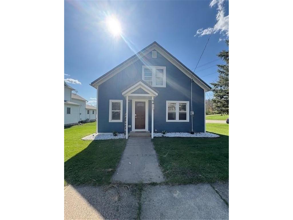 123 N Cedar Street Mabel MN 55954 6720250 image1