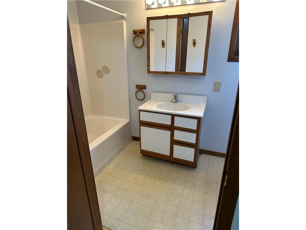123 S Broadway Pelican Rapids MN 56572 7042345 image29