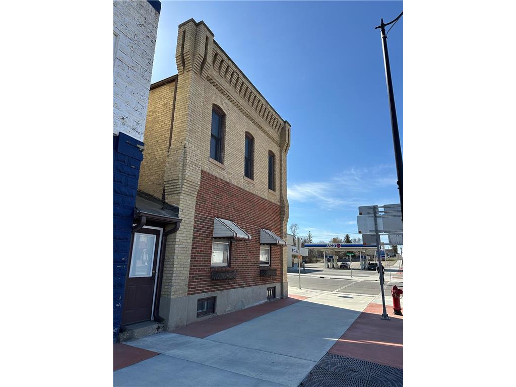 123 S Broadway Pelican Rapids MN 56572 7042345 image3