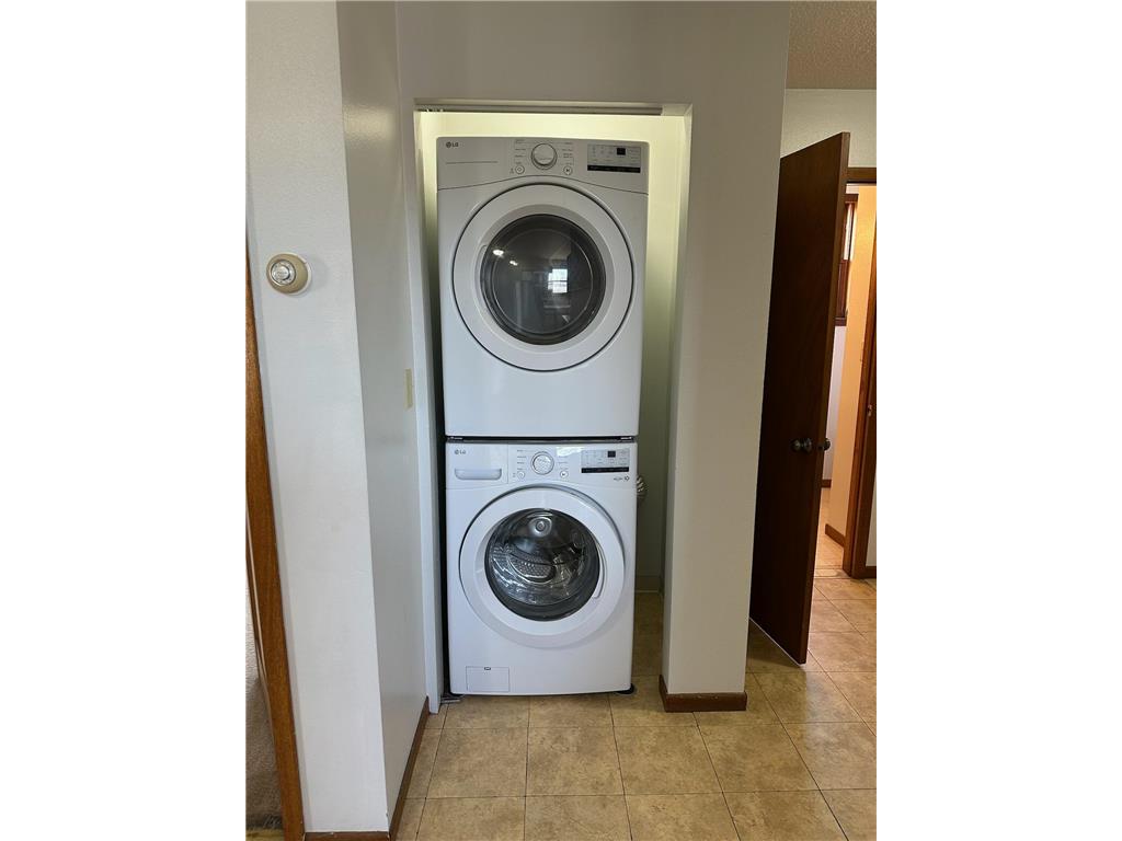 123 S Broadway Pelican Rapids MN 56572 7042345 image30