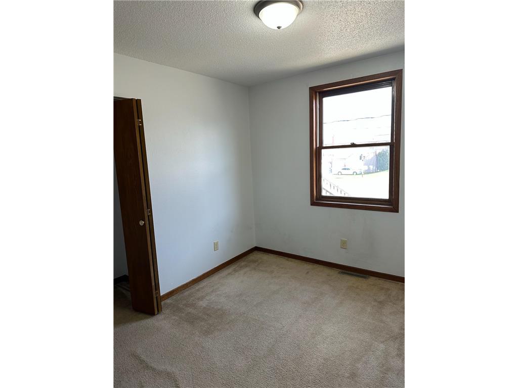 123 S Broadway Pelican Rapids MN 56572 7042345 image31