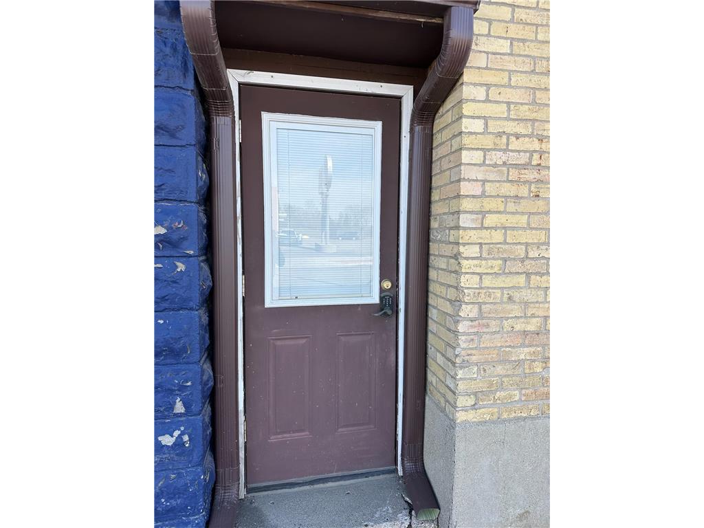 123 S Broadway Pelican Rapids MN 56572 7042345 image8