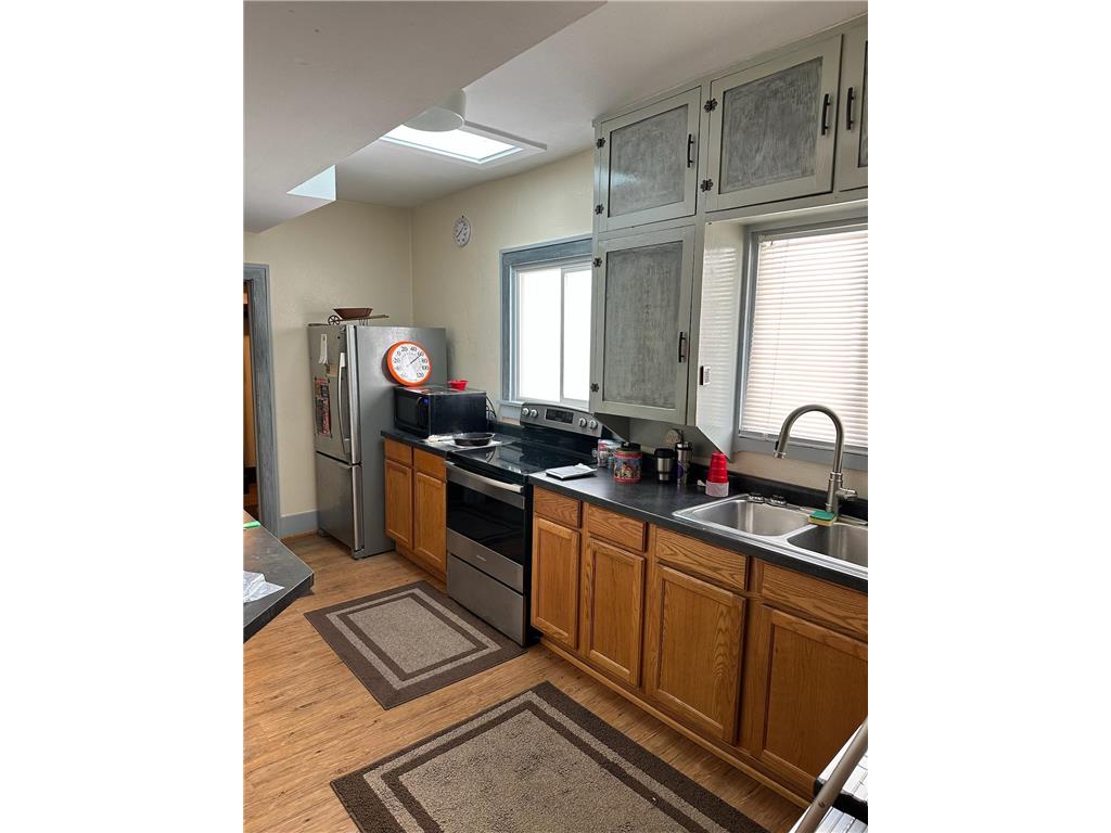 123 S Broadway Pelican Rapids MN 56572 7042345 image9