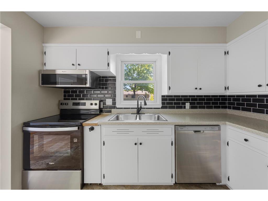 123 Thayer Avenue Mankato MN 56001 7072823 image10
