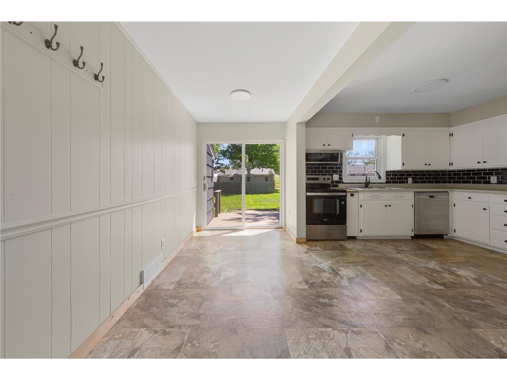 123 Thayer Avenue Mankato MN 56001 7072823 image12