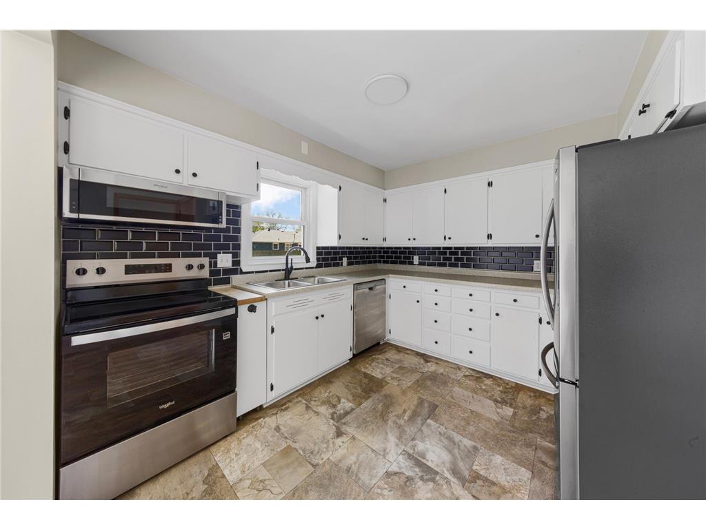 123 Thayer Avenue Mankato MN 56001 7072823 image8