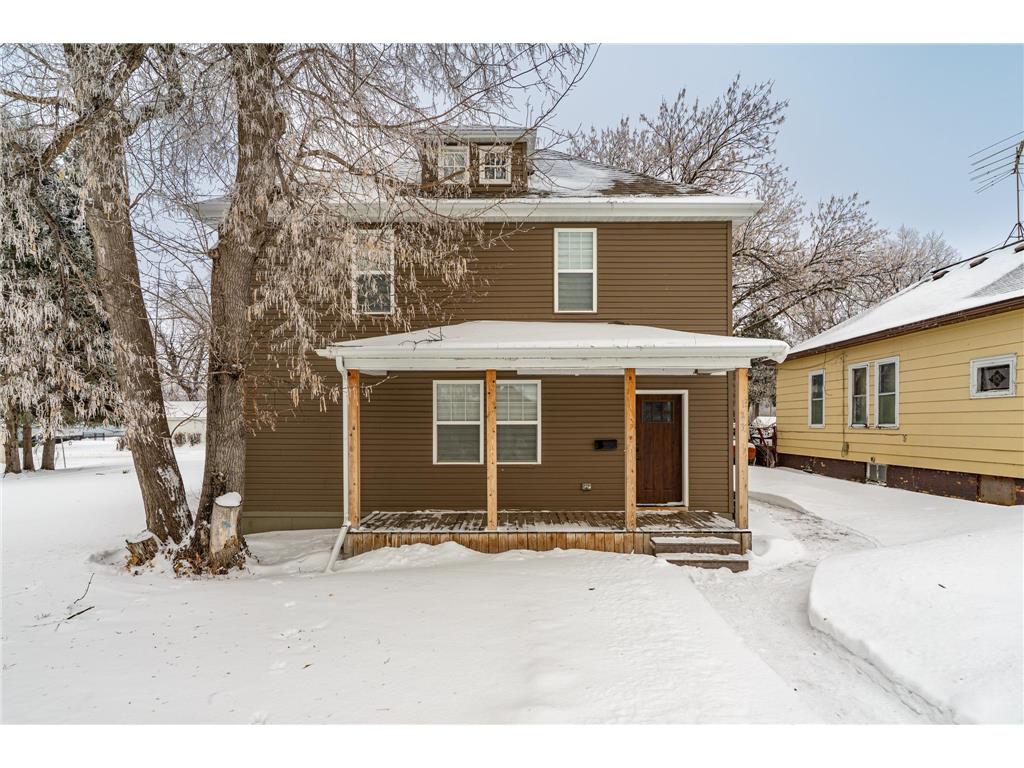 123 Washington Avenue Crookston MN 56716 7006417 image1
