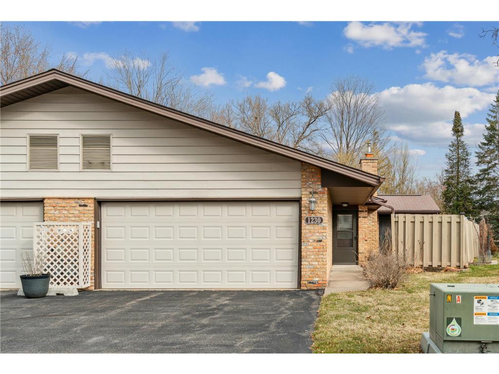 1230 Black Oaks Lane N Plymouth MN 55447 6673880 image1