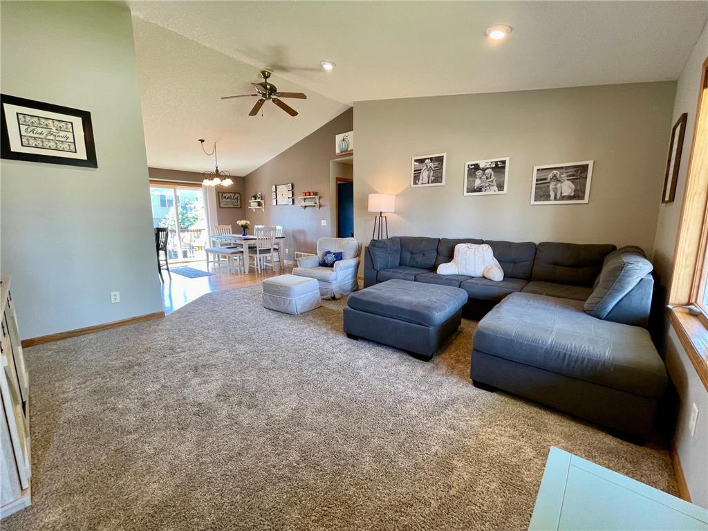 1230 Blue Jay Place New Richmond WI 54017 6416307 image1