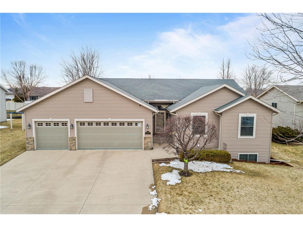 1230 Esther Lane Owatonna MN 55060 6350785 image1