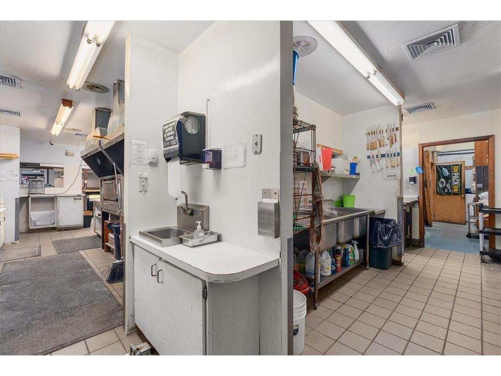 1230 N Knowles Avenue New Richmond WI 54017 6769625 image16