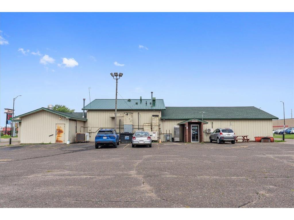 1230 N Knowles Avenue New Richmond WI 54017 6769625 image29